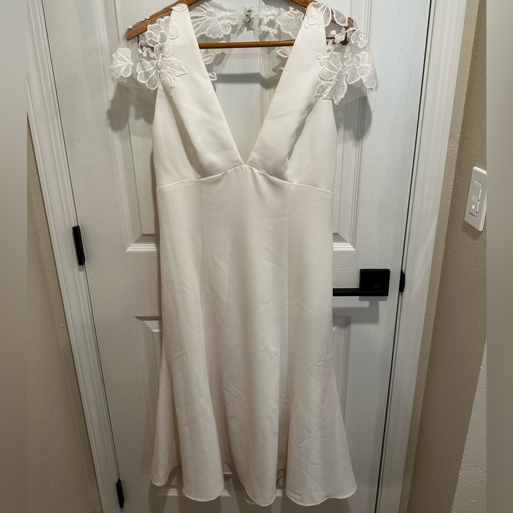 Amsale Lace Crepe Wedding Midi Dress (LW142)